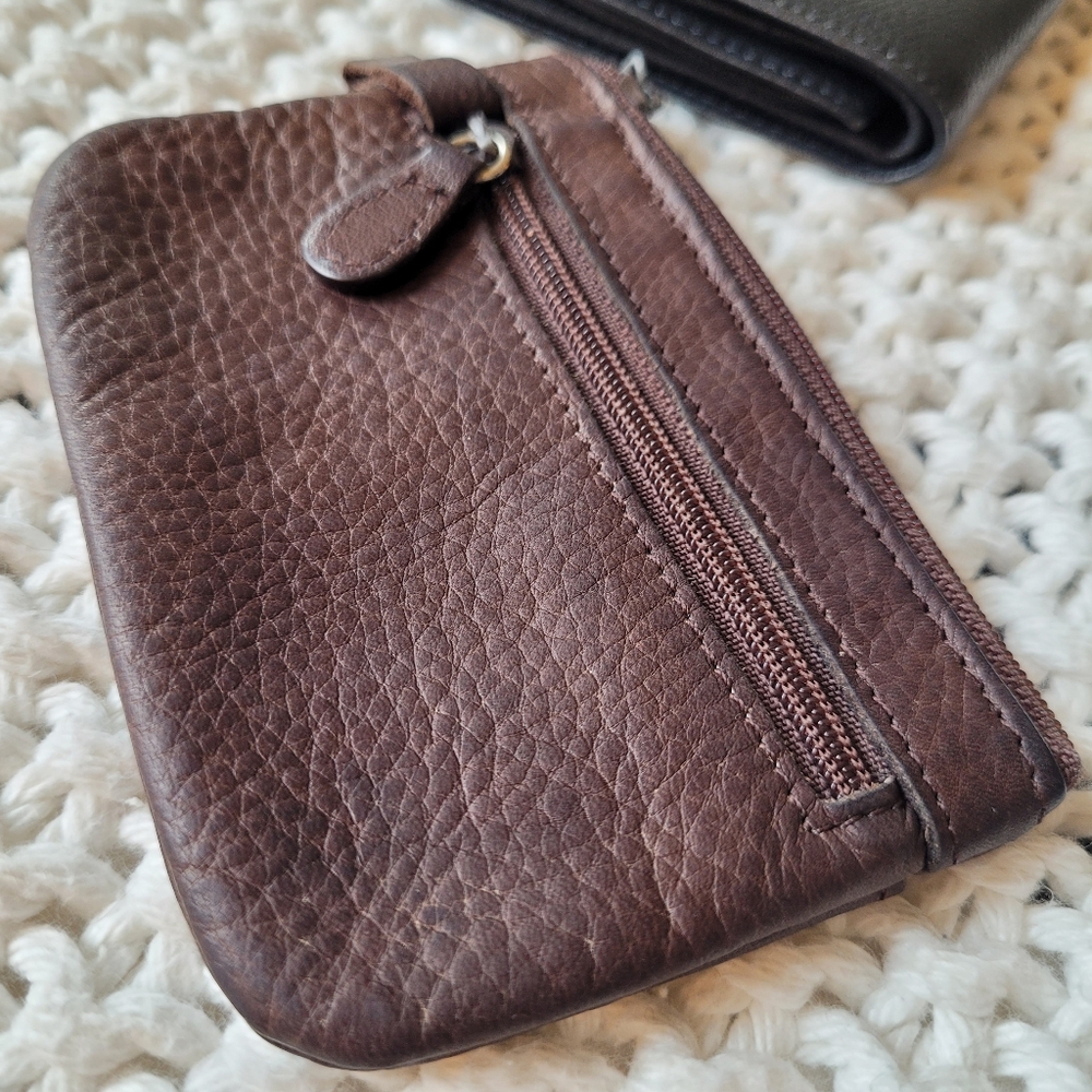 Wilsons Leather Pelle Studio Brown Pebbled Leather Coin/Card Zip Pouch